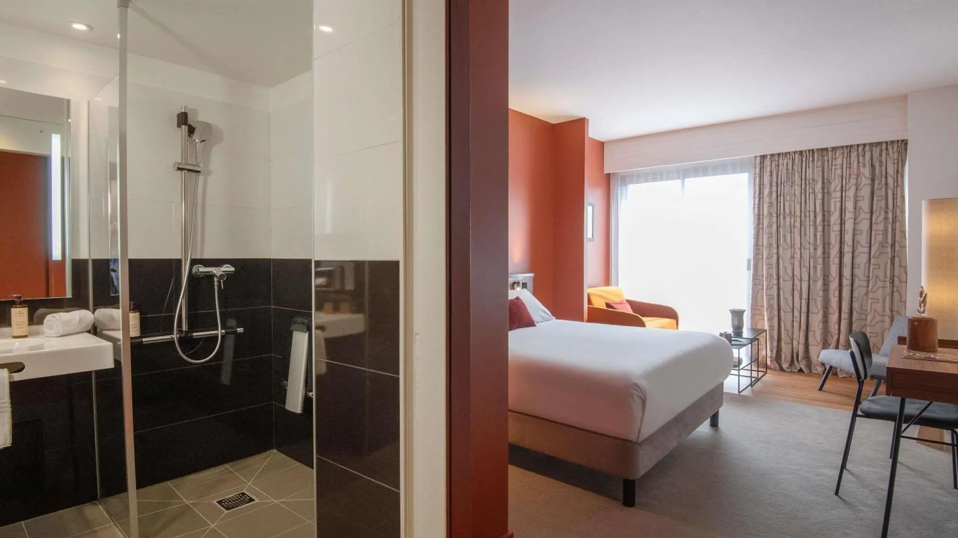 Mercure Toulouse Aéroport Golf de Seilh Hotel