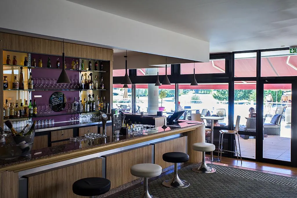Mercure Toulouse Aéroport Golf de Seilh Hotel