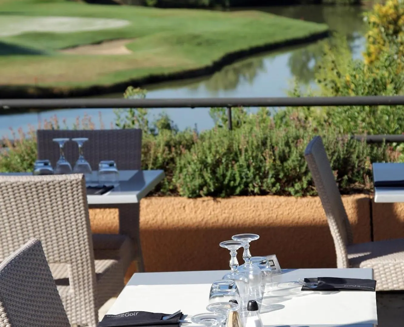 Mercure Toulouse Aeroport Golf De Seilh 4*,  France